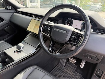 Used Land Rover Range Rover Evoque 2024 for sale - 78301619: Photo