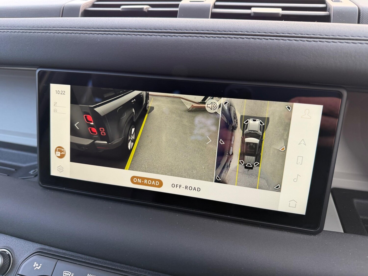 Used Land Rover Defender 110 2024 for sale - 76270292: Photo 19