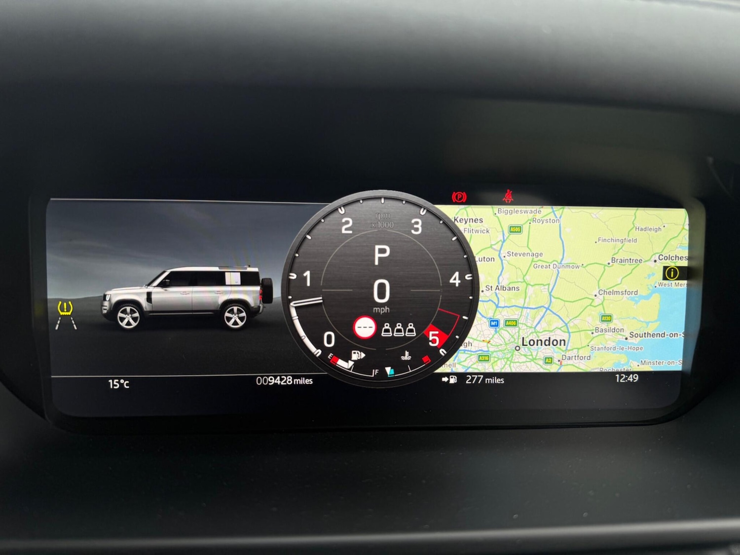 Used Land Rover Defender 110 2024 for sale - 76270292: Photo 29