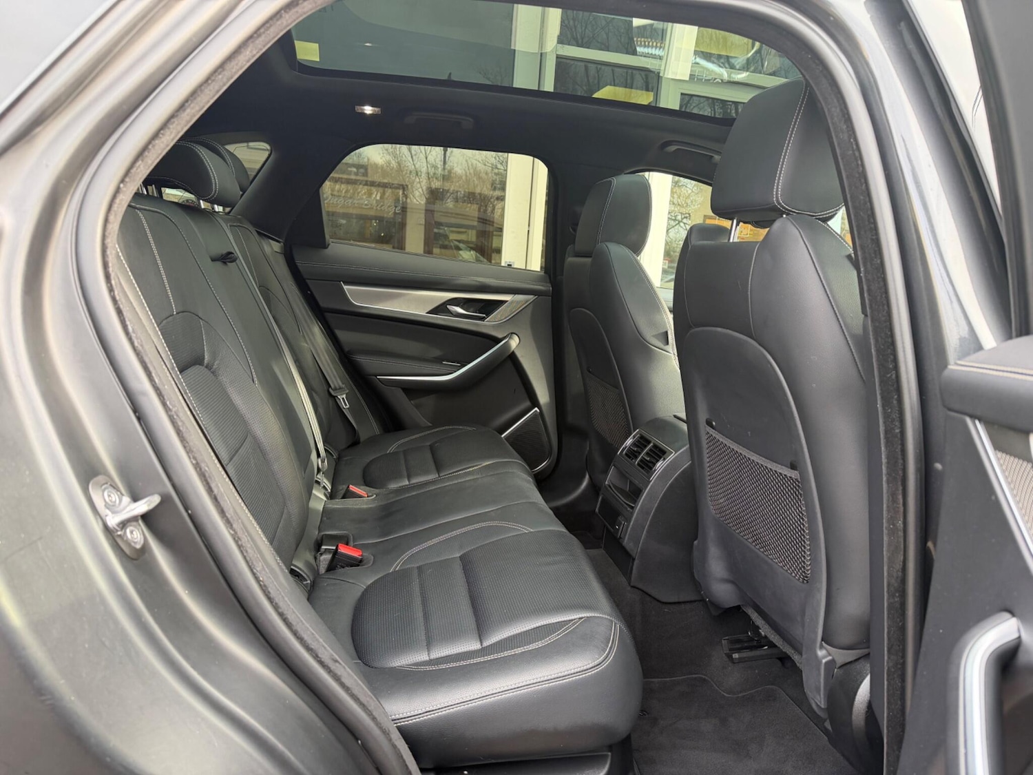 Used Jaguar F-Pace for sale - 77705606: Photo 4