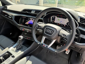 Used Audi Q3 2023 for sale - 79395892: Photo