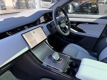 Used Land Rover Range Rover Evoque 2025 for sale - 79635398: Photo