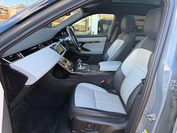 Used Land Rover Range Rover Evoque 2019 for sale - 77229415: Photo