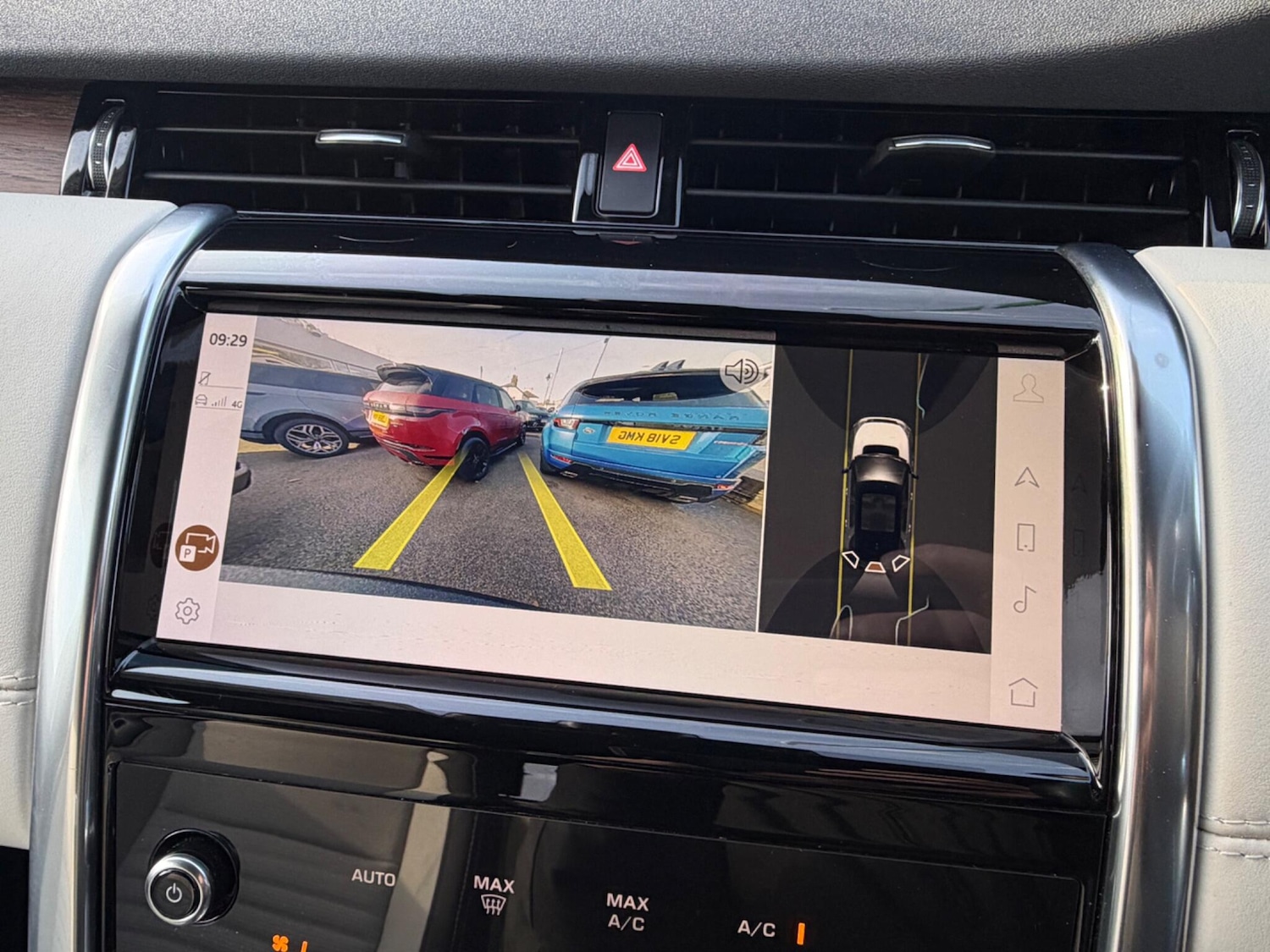 Used Land Rover Discovery Sport 2022 for sale - 76199725: Photo 14