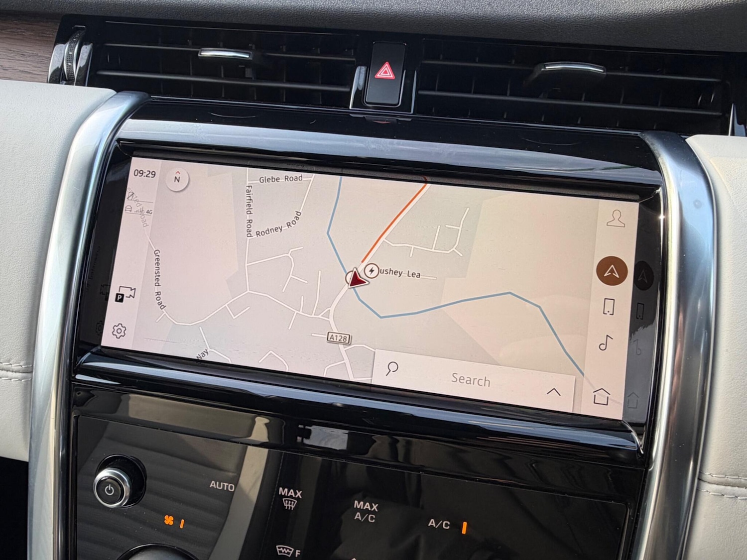 Used Land Rover Discovery Sport 2022 for sale - 76199725: Photo 16