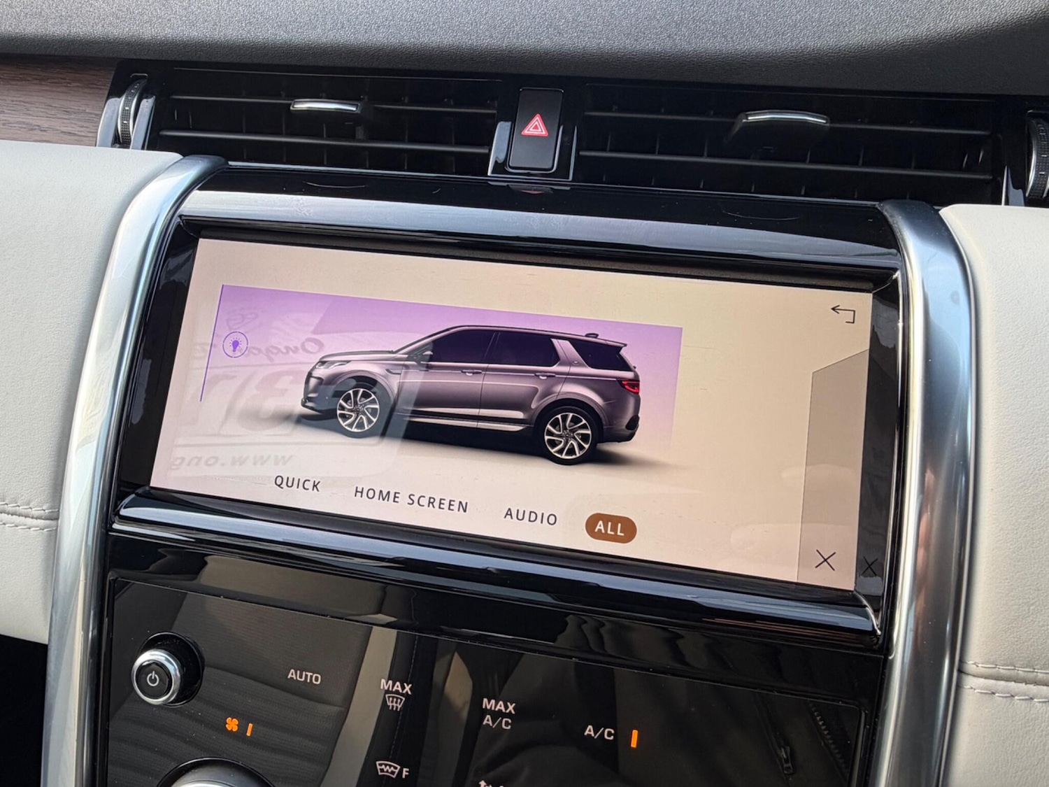 Used Land Rover Discovery Sport 2022 for sale - 76199725: Photo 18