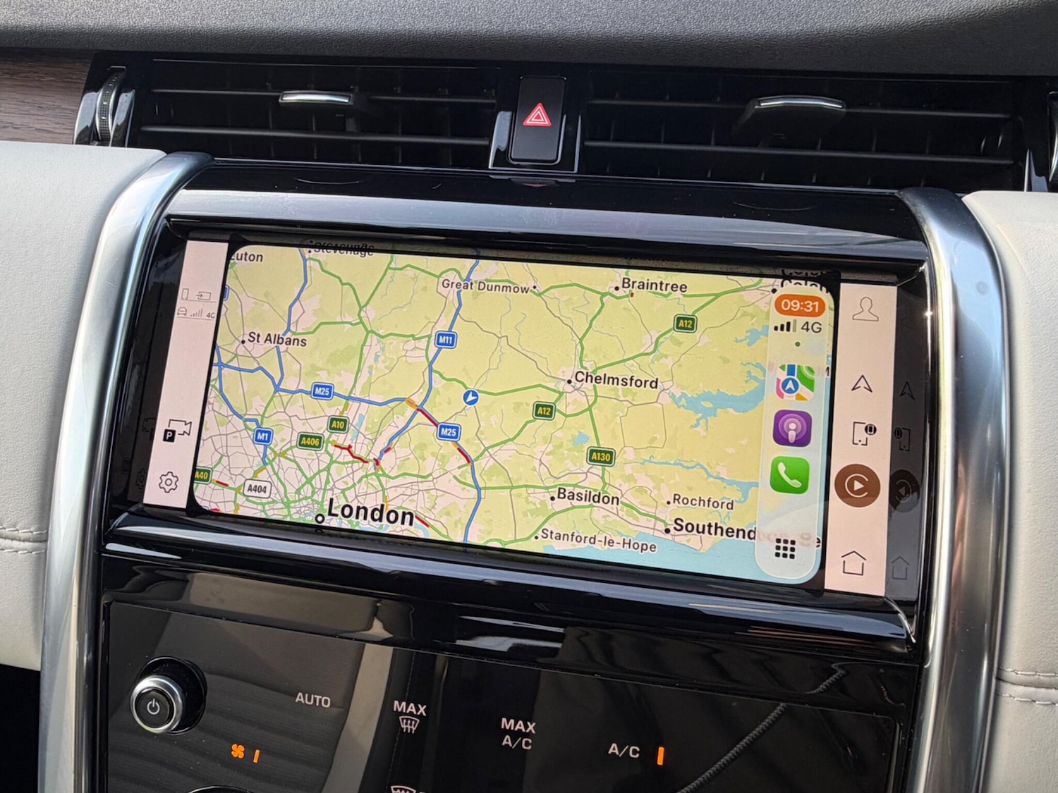 Used Land Rover Discovery Sport 2022 for sale - 76199725: Photo 22