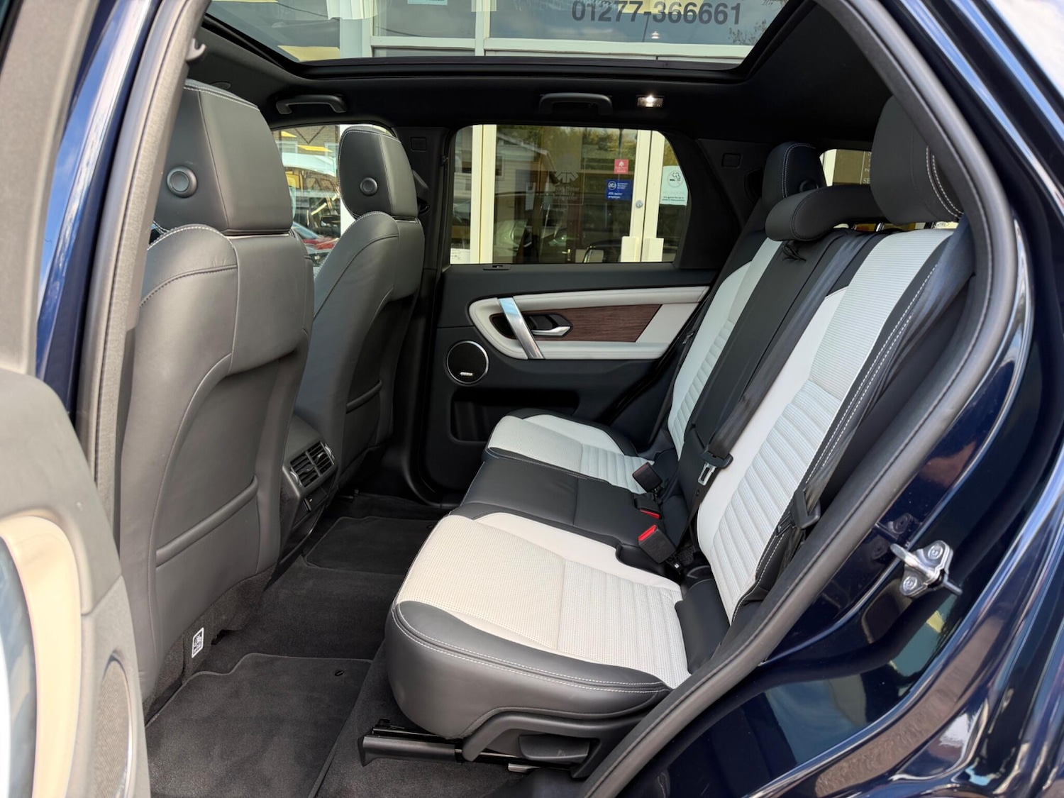 Used Land Rover Discovery Sport 2022 for sale - 76199725: Photo 6