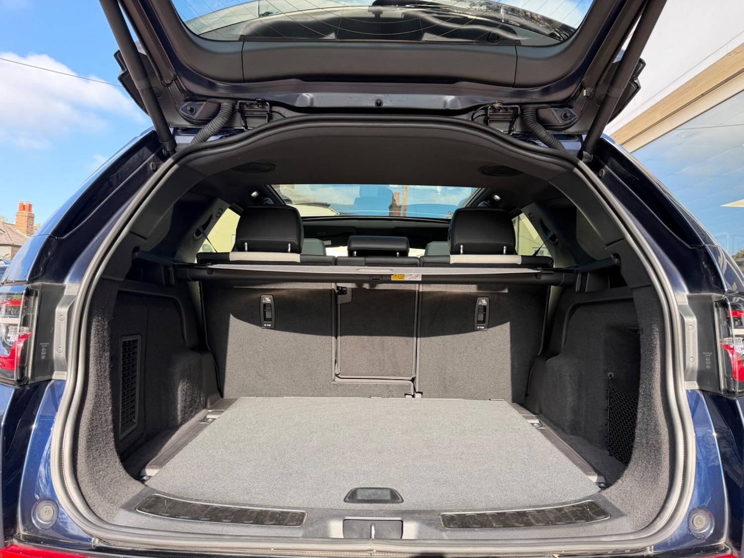 Used Land Rover Discovery Sport 2022 for sale - 76199725: Photo 8