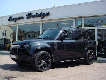 Used Land Rover Defender 110 2022 for sale - 79576204: Photo