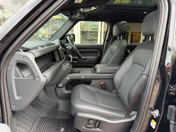 Used Land Rover Defender 110 2022 for sale - 79576204: Photo