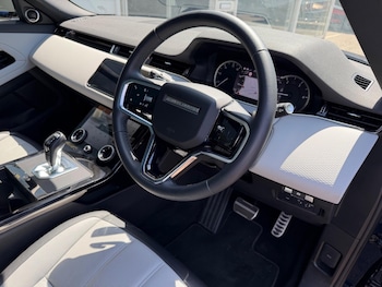 Used Land Rover Range Rover Evoque 2023 for sale - 78728200: Photo