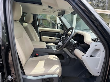 Used Land Rover Defender 2022 for sale - 78636797: Photo