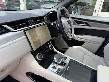 Used Jaguar F-Pace 2024 for sale - 78728833: Photo