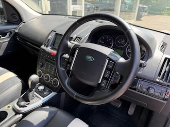 Used Land Rover Freelander 2011 for sale - 79061557: Photo