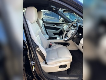 Used Jaguar F-Pace 2024 for sale - 76432983: Photo