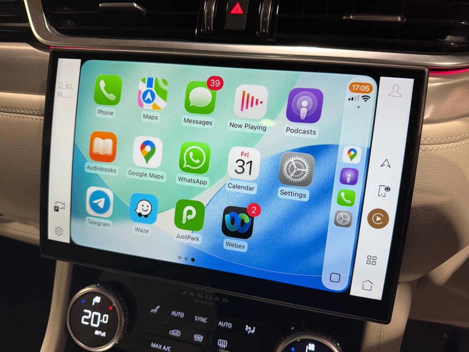 Used Jaguar F-Pace 2024 for sale - 76432983: Photo 8