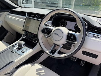 Used Jaguar F-Pace 2023 for sale - 79396623: Photo