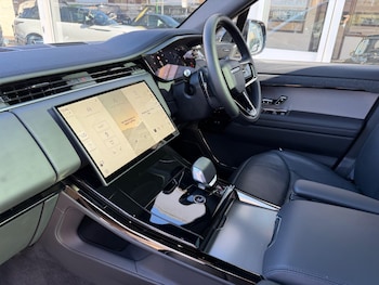 Used Land Rover Range Rover Sport 2025 for sale - 77982508: Photo