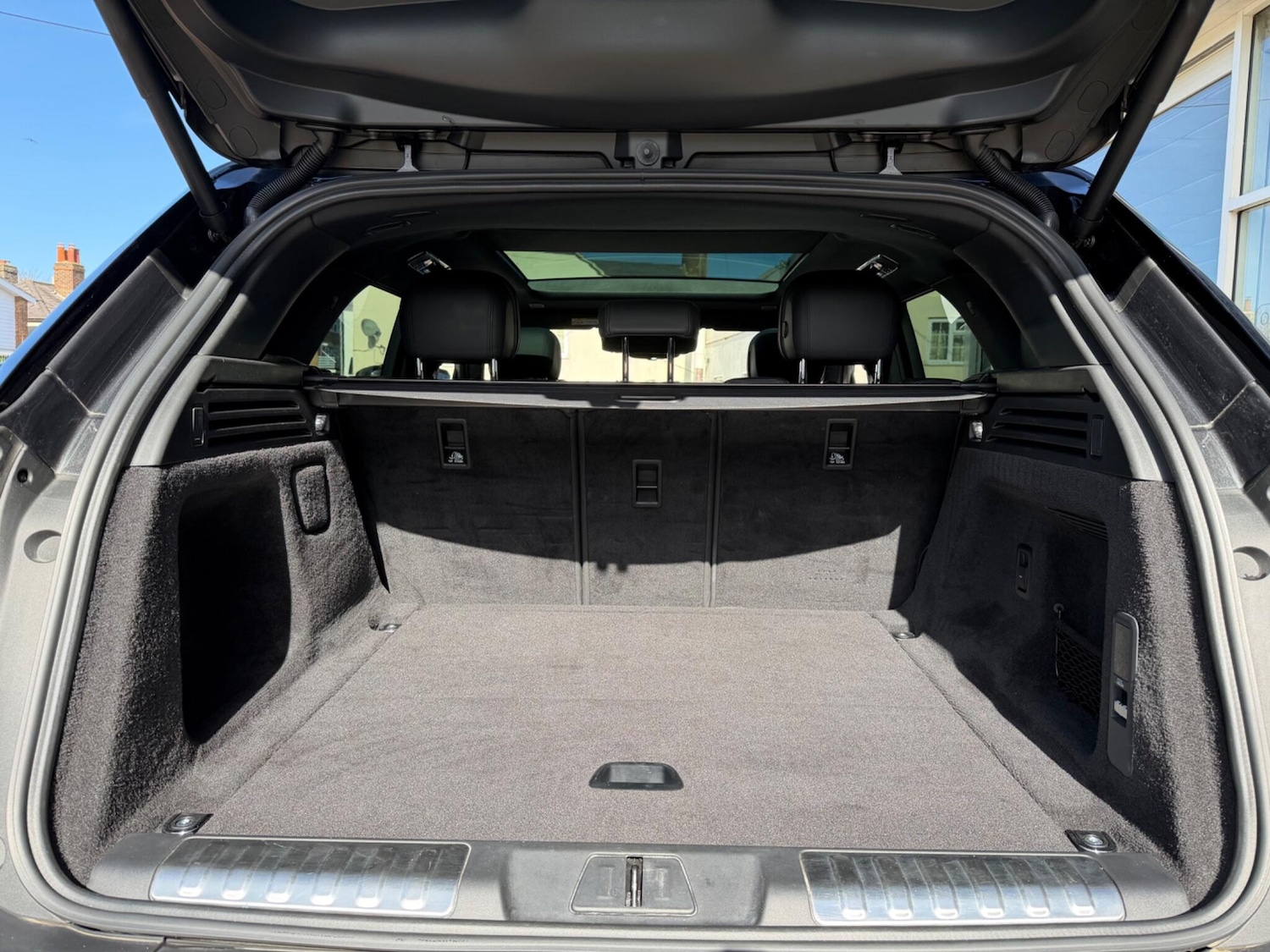 Used Land Rover Range Rover Sport 2025 for sale - 77982508: Photo 8