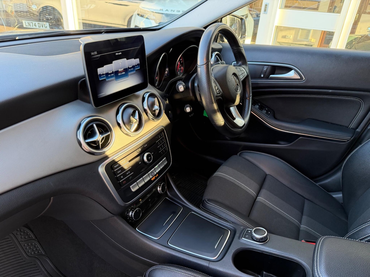 Used Mercedes-Benz GLA 2020 for sale - 76671509: Photo 3