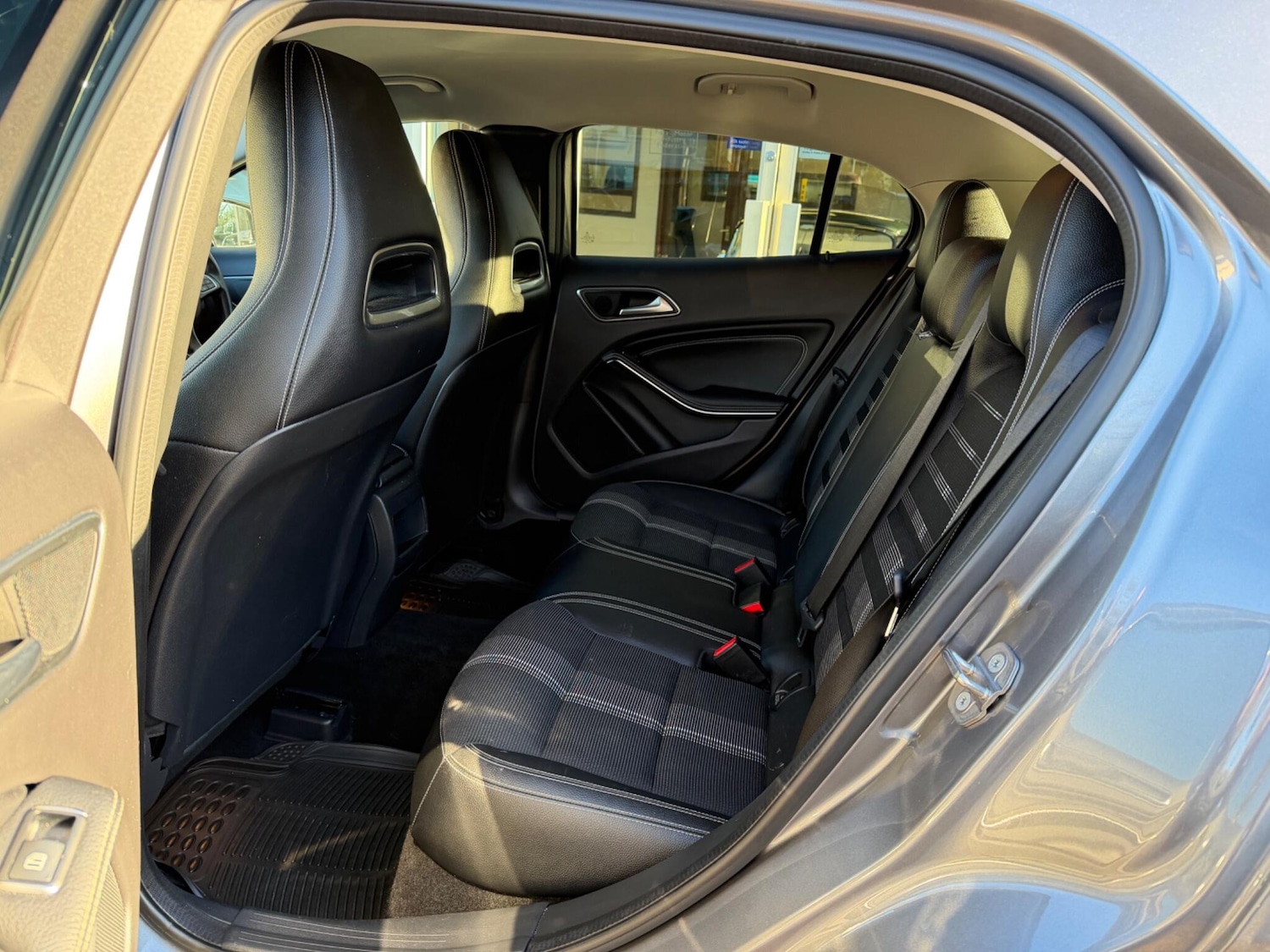 Used Mercedes-Benz GLA 2020 for sale - 76671509: Photo 6