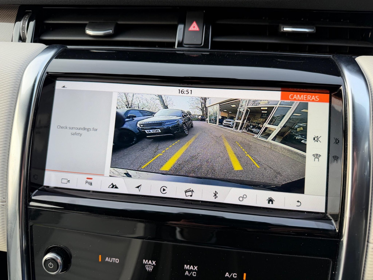 Used Land Rover Discovery Sport 2020 for sale - 77982321: Photo 15