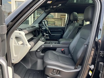 Used Land Rover Defender 110 2023 for sale - 75519411: Photo