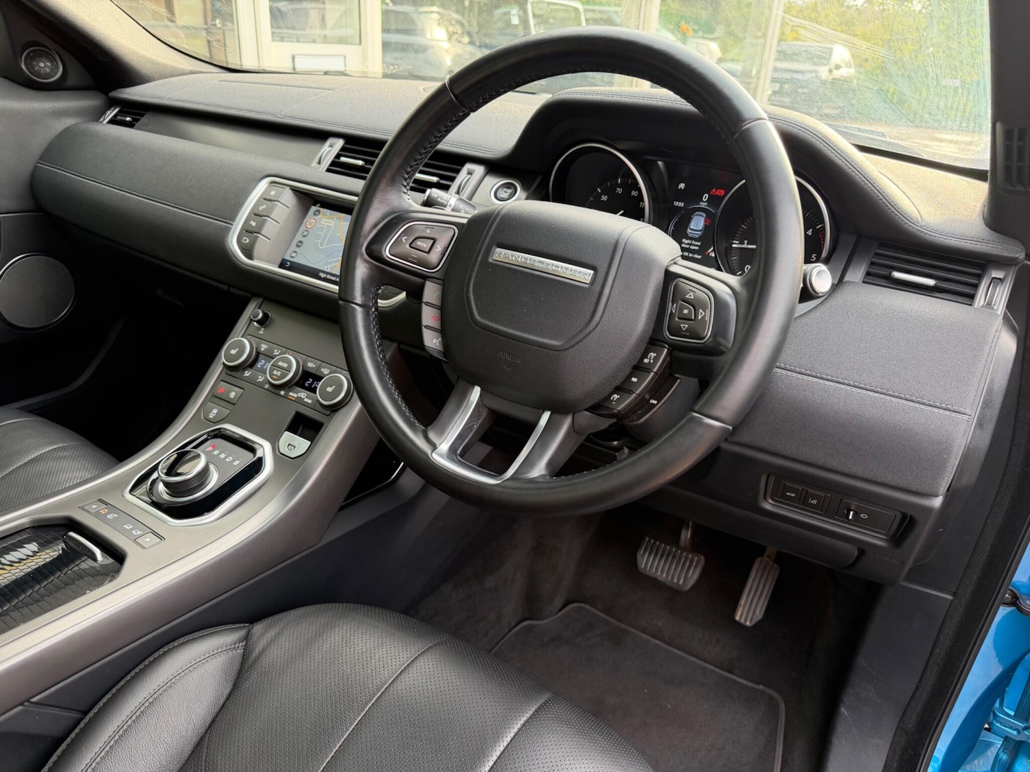 Used Land Rover Range Rover Evoque 2018 for sale - 76562476: Photo 4