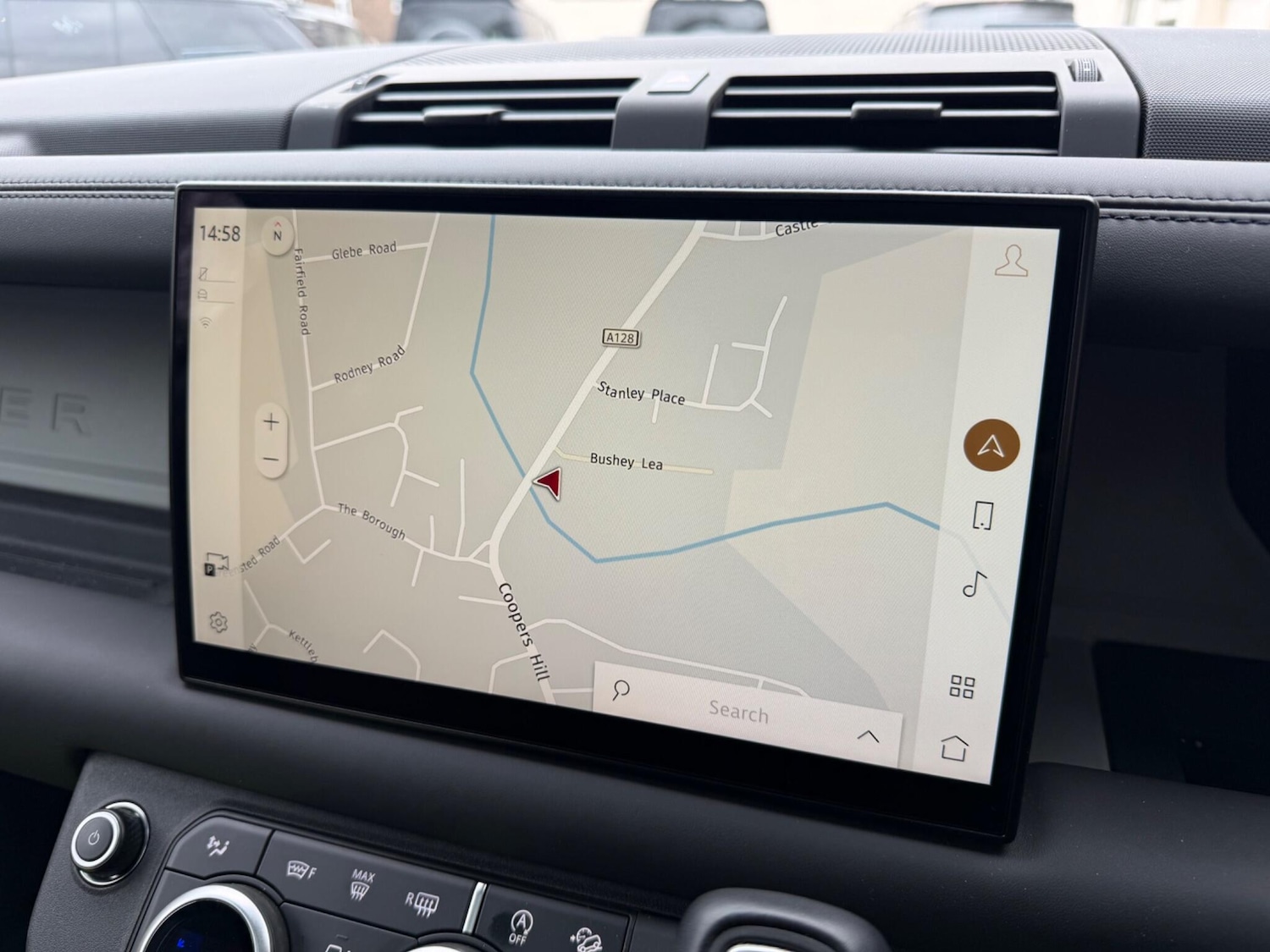 Used Land Rover Defender 110 2023 for sale - 76295656: Photo 22