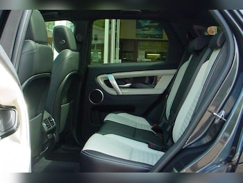 Used Land Rover Discovery Sport 2019 for sale - 77454959: Photo