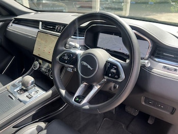 Used Jaguar F-Pace 2021 for sale - 75578641: Photo