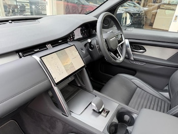 Used Land Rover Discovery Sport 2025 for sale - 78301920: Photo