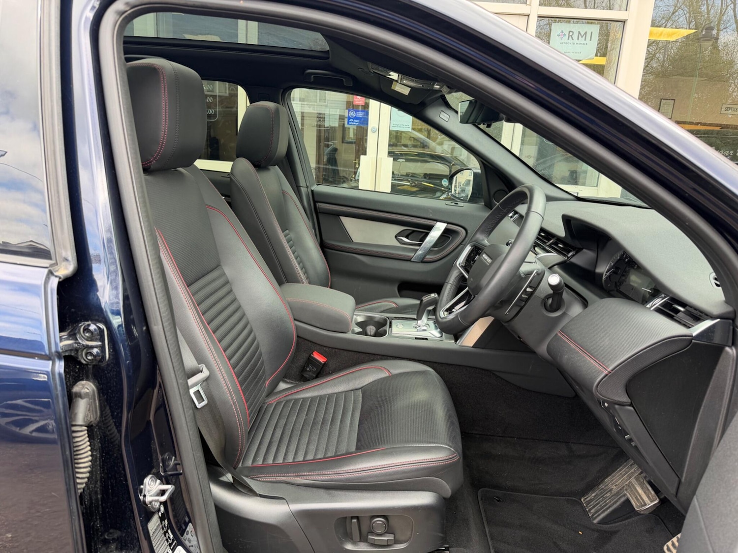 Used Land Rover Discovery Sport 2022 for sale - 78148013: Photo 5