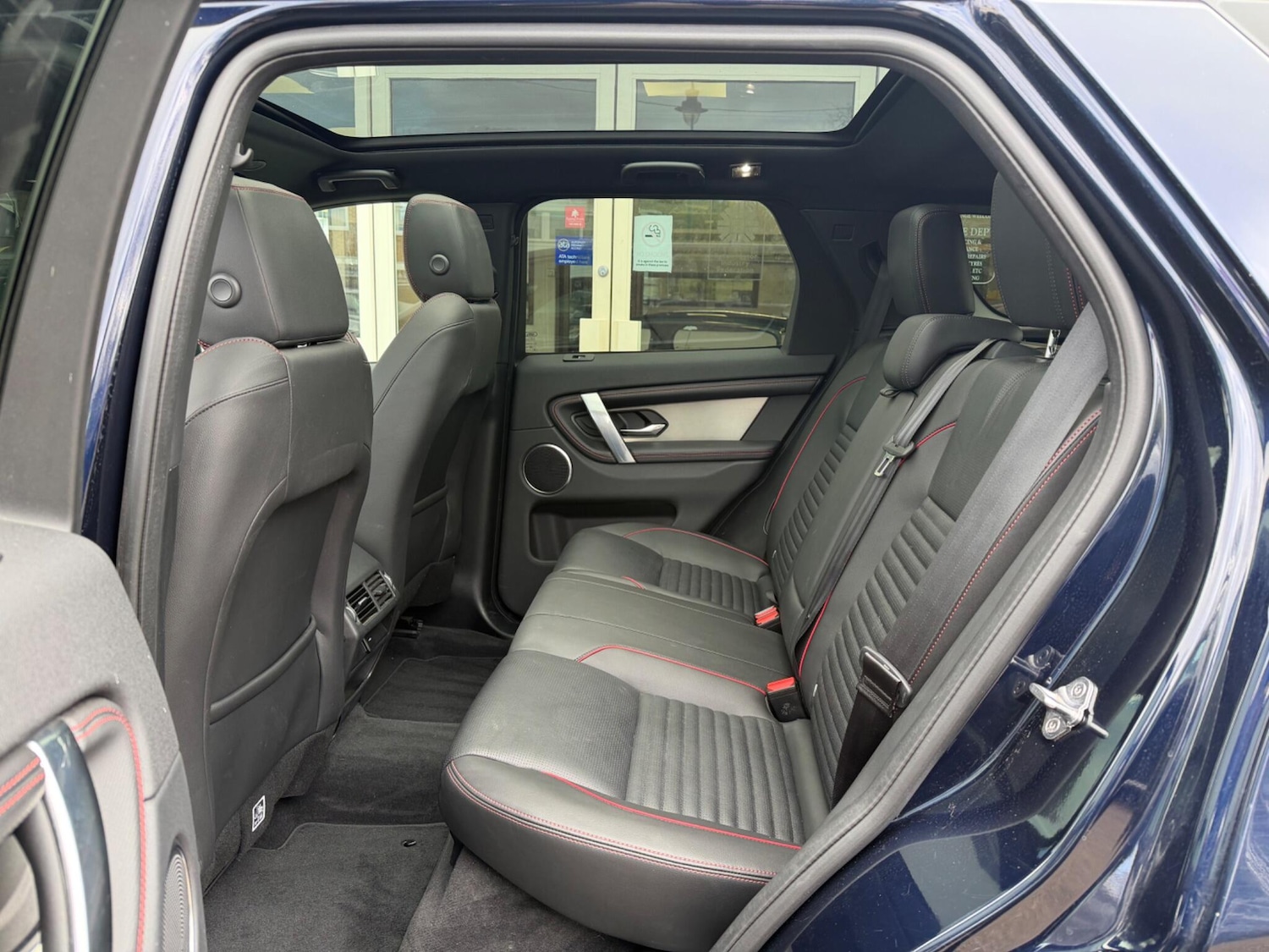 Used Land Rover Discovery Sport 2022 for sale - 78148013: Photo 6