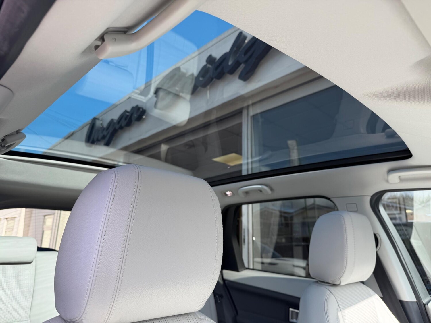 Used Land Rover Discovery Sport 2017 for sale - 77838905: Photo 13