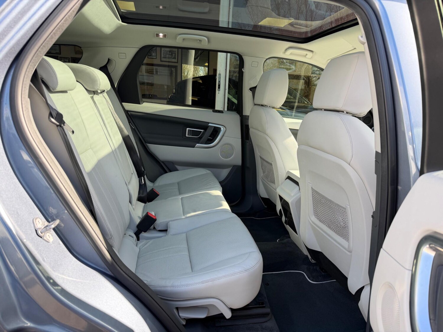 Used Land Rover Discovery Sport 2017 for sale - 77838905: Photo 7