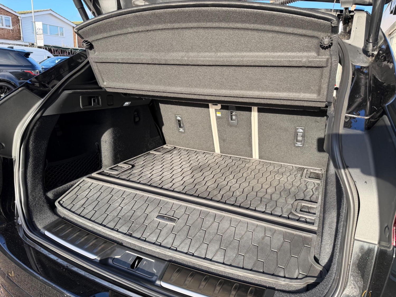 Used Jaguar F-Pace 2023 for sale - 76802206: Photo 8