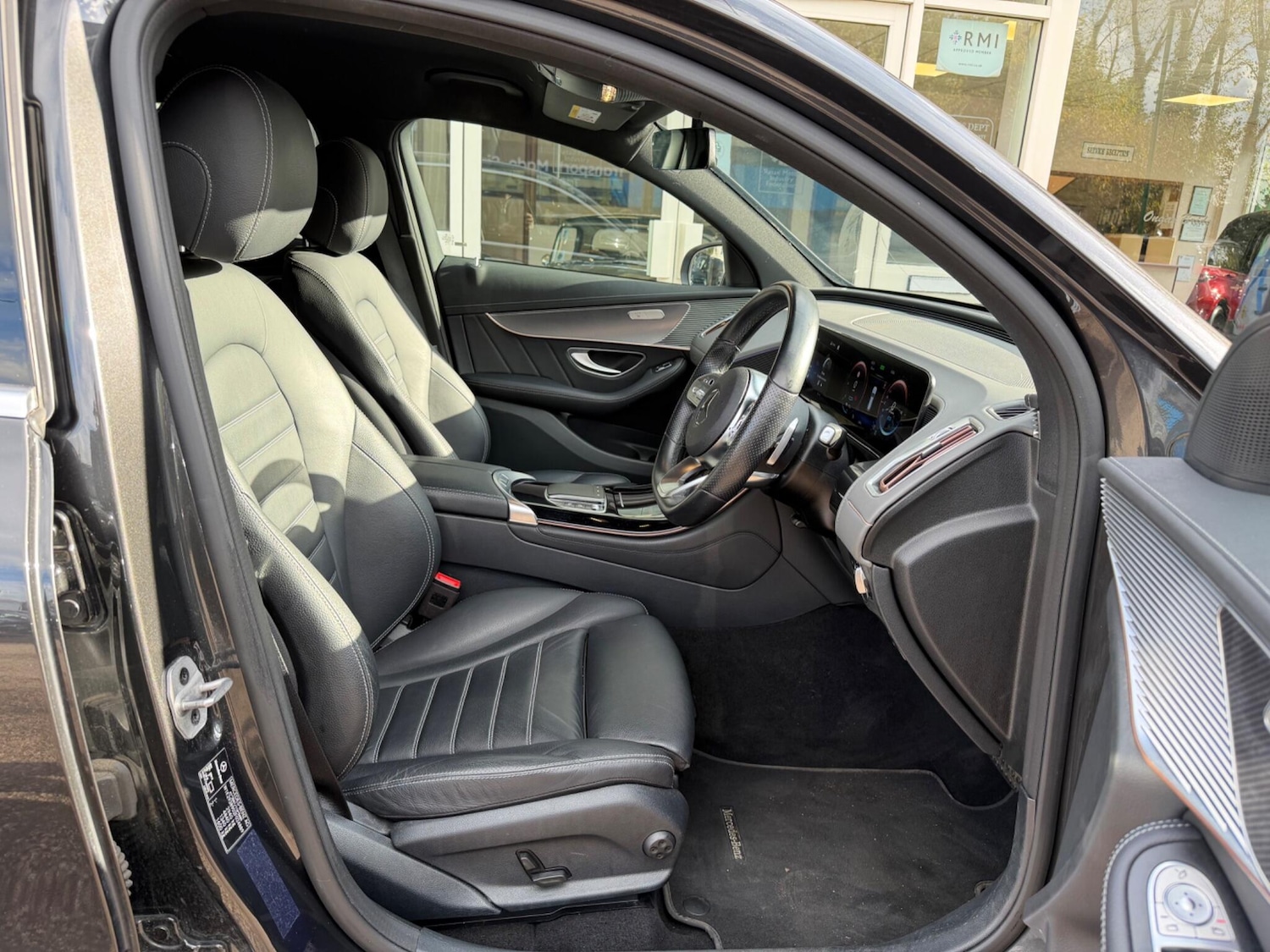 Used Mercedes-Benz EQC 2021 for sale - 76307467: Photo 4