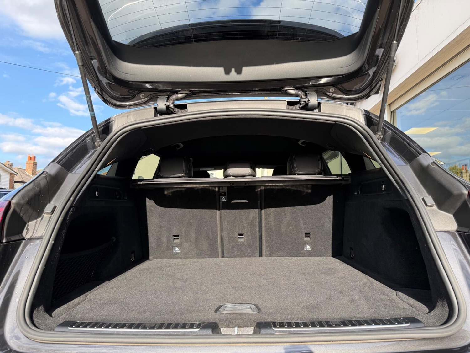 Used Mercedes-Benz EQC 2021 for sale - 76307467: Photo 7