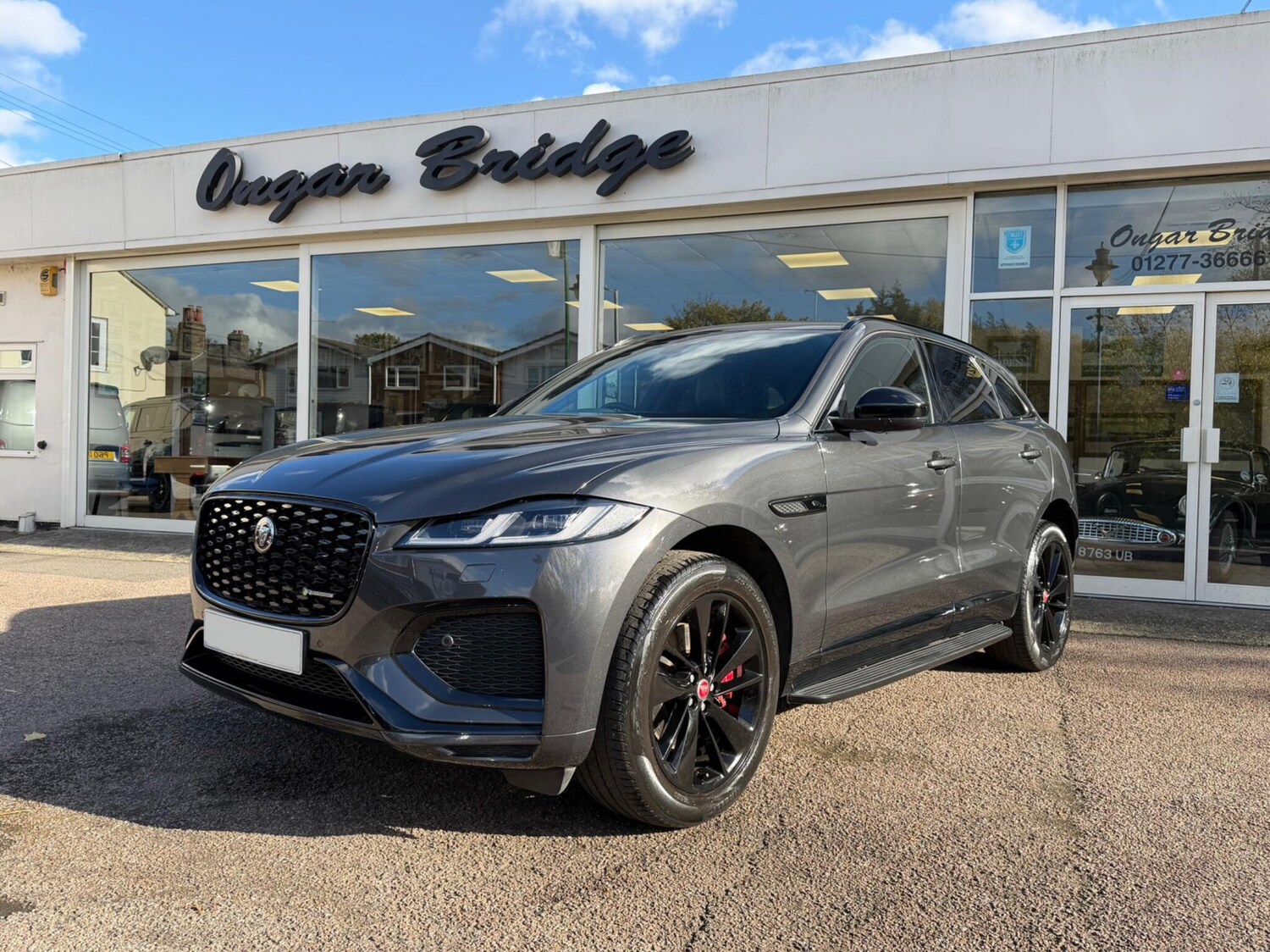 Used Jaguar F-Pace 2023 for sale - 76307697: Photo 10
