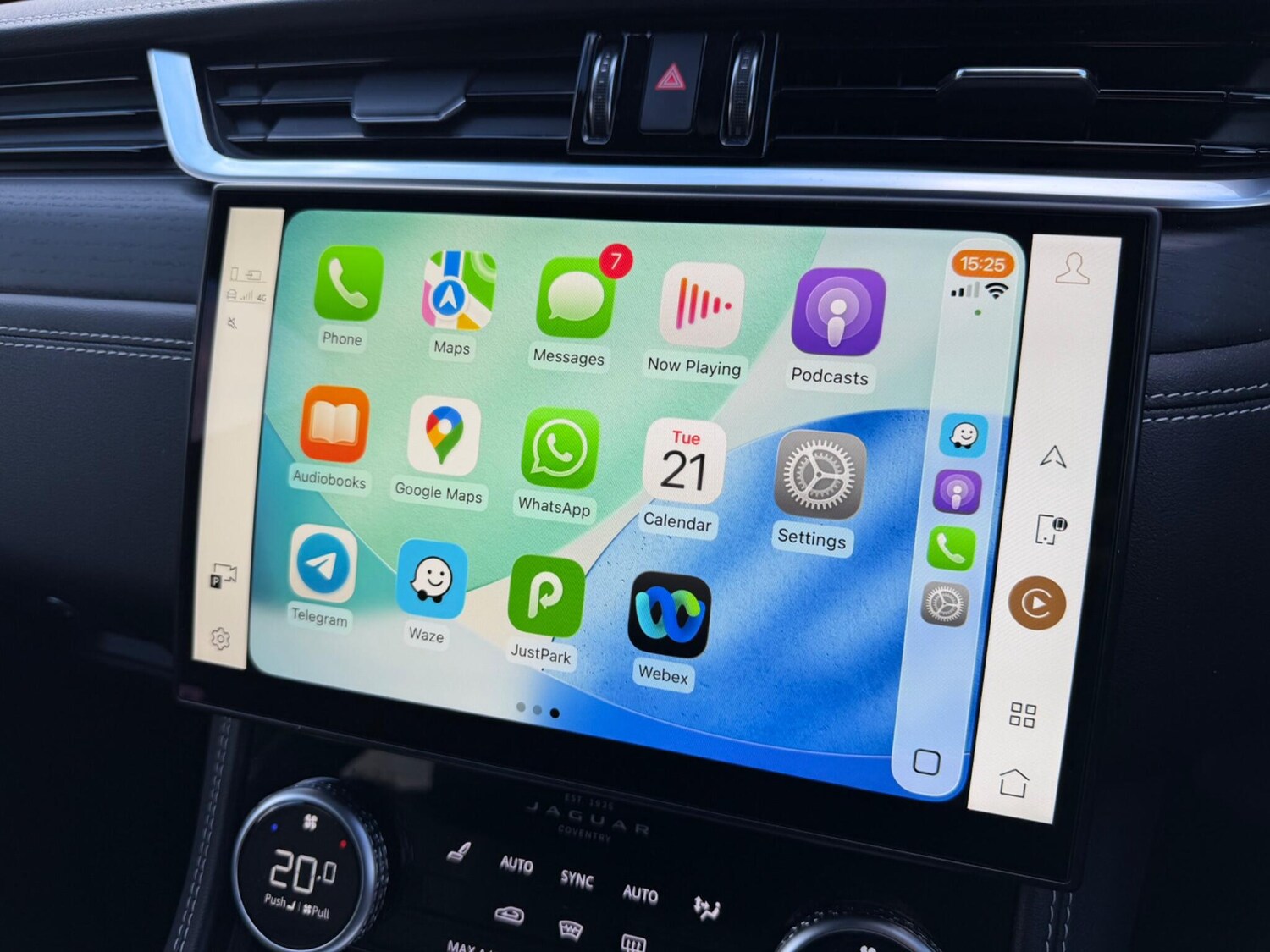 Used Jaguar F-Pace 2023 for sale - 76307697: Photo 17