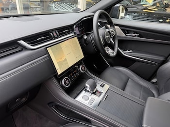 Used Jaguar F-Pace 2023 for sale - 76307697: Photo 3