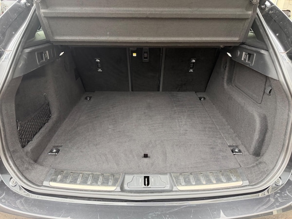 Used Jaguar F-Pace 2023 for sale - 76307697: Photo 8