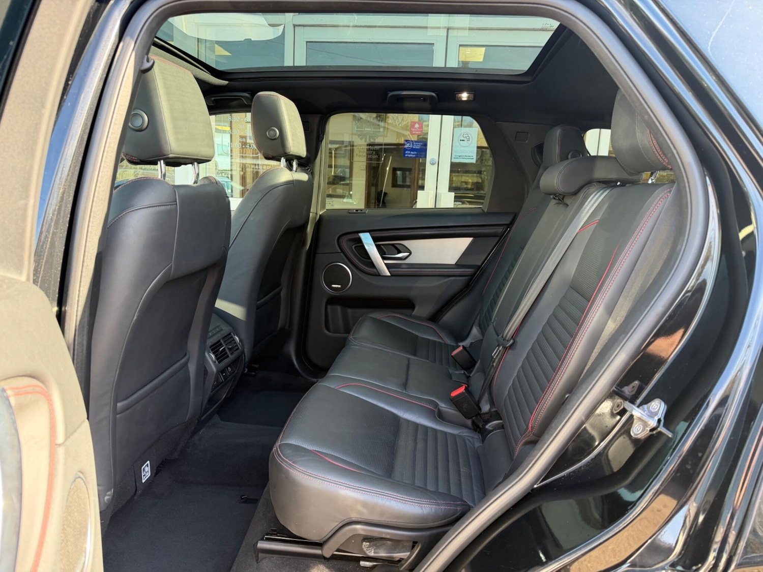 Used Land Rover Discovery Sport 2022 for sale - 77839633: Photo 5