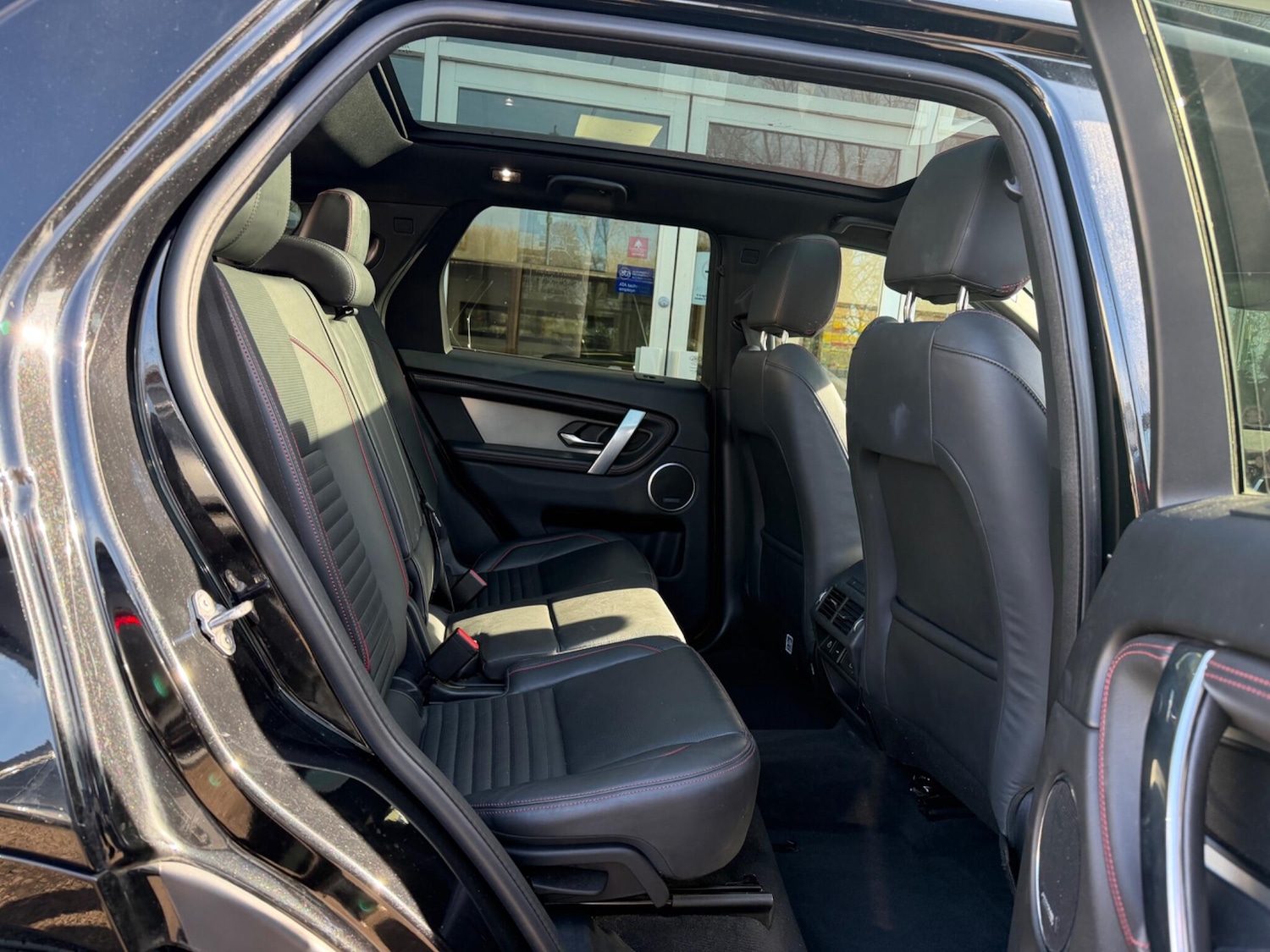 Used Land Rover Discovery Sport 2022 for sale - 77839633: Photo 6