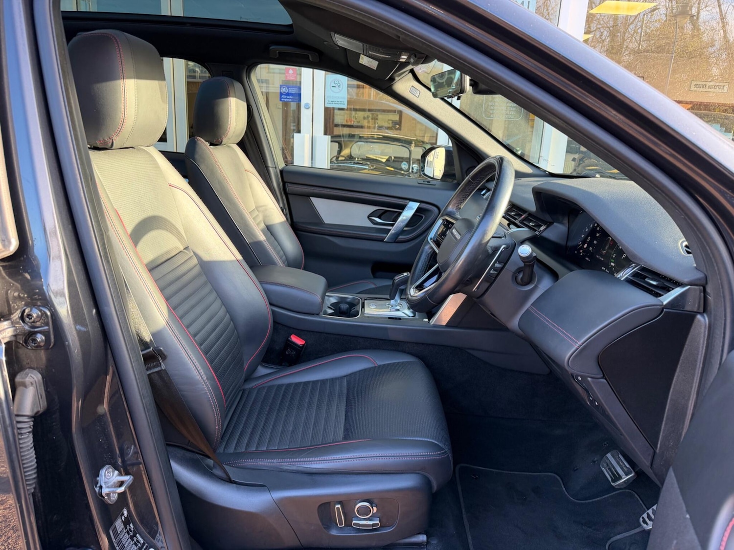 Used Land Rover Discovery Sport 2021 for sale - 76786479: Photo 5