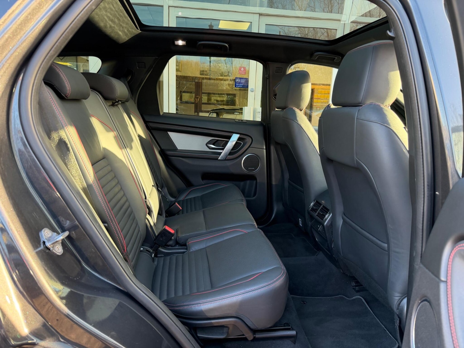 Used Land Rover Discovery Sport 2021 for sale - 76786479: Photo 7