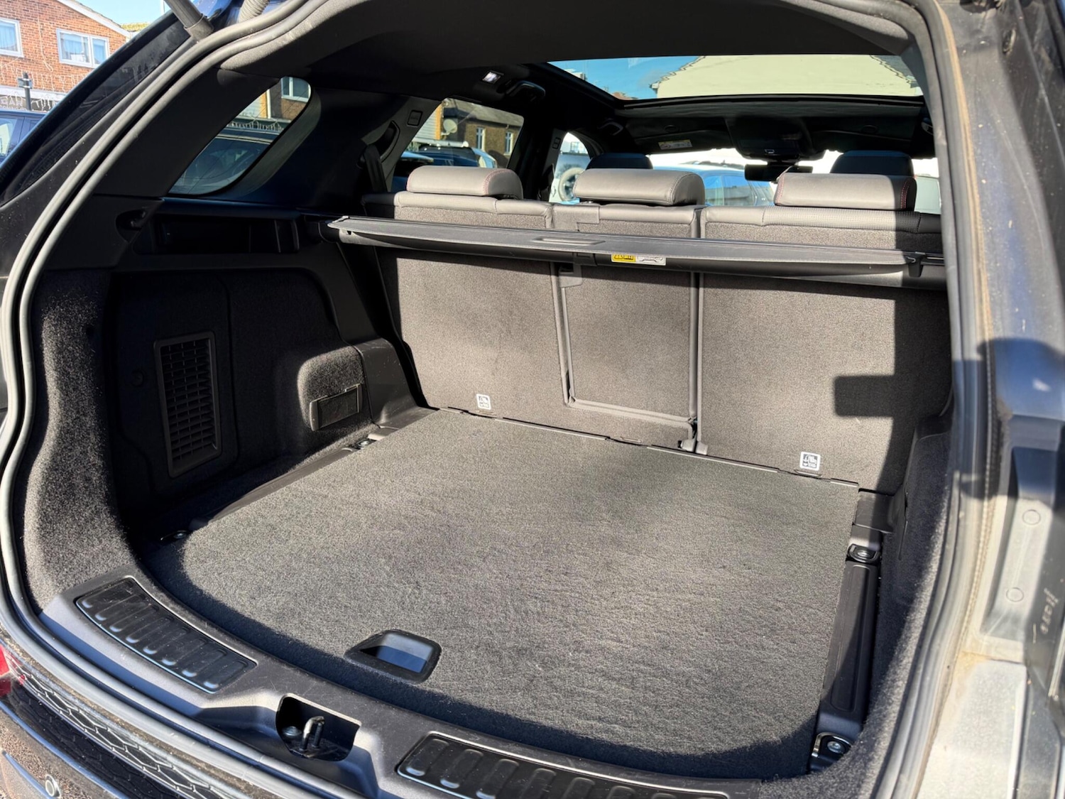 Used Land Rover Discovery Sport 2021 for sale - 76786479: Photo 8