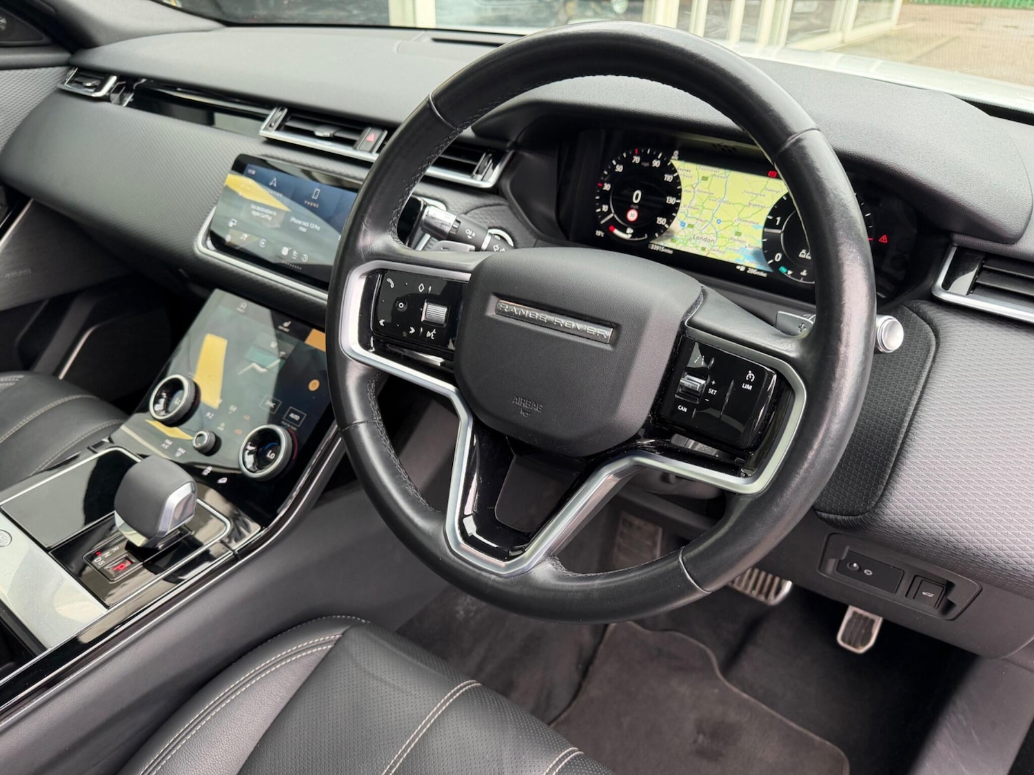 Used Land Rover Range Rover Velar 2021 for sale - 76433322: Photo 3